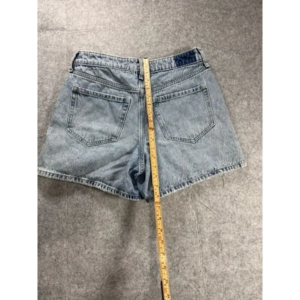 Hollister Mom Short Size 8/29 5 in insean High rise 100% cotton